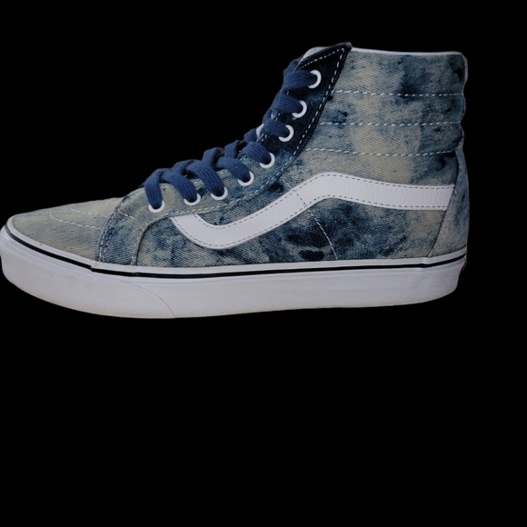 Vans - Picture 1 of 3